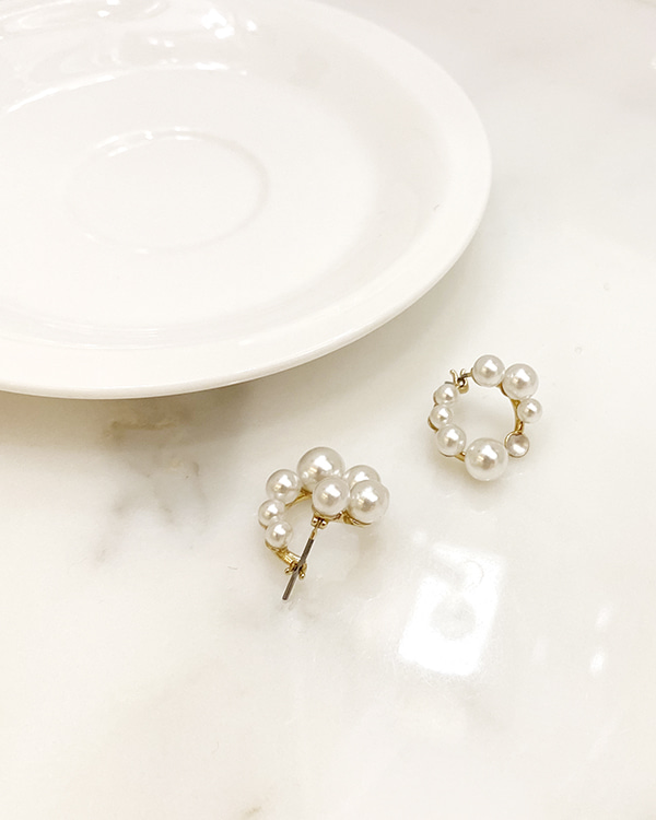 romantic pearl earring