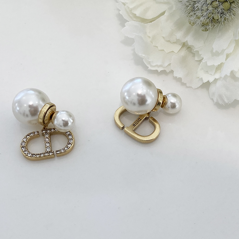 crystal pearl earring