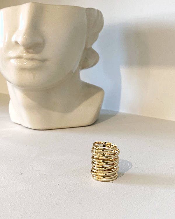 S layered gold ring